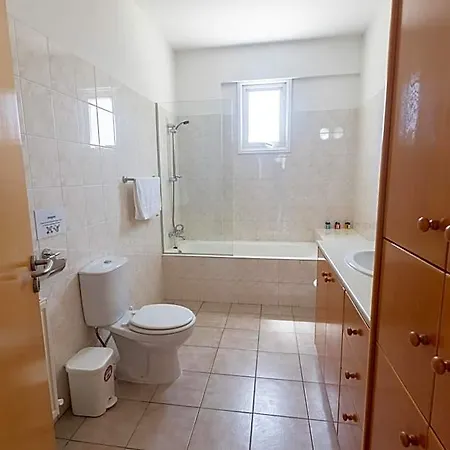 Ni38b 3* Protarász